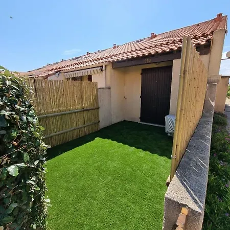 Bord De Mer Avec Belle Terrasse Holiday home Leucate